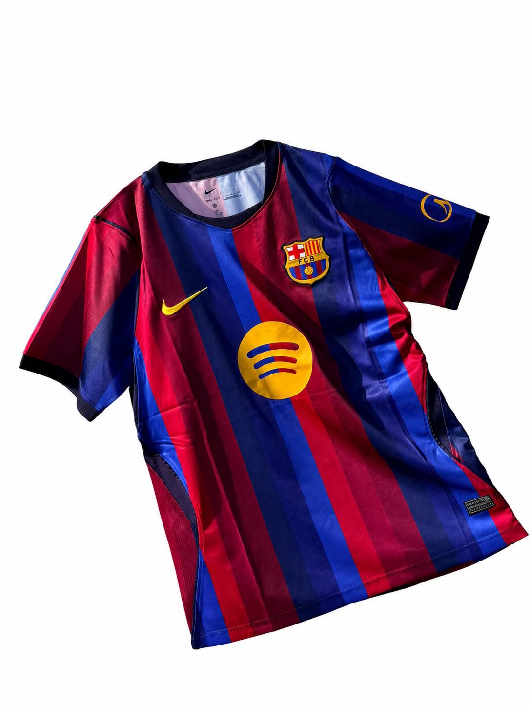 Jersey Barcelona Local 26-27 (Dorsal de Lamine Yamal) image 2